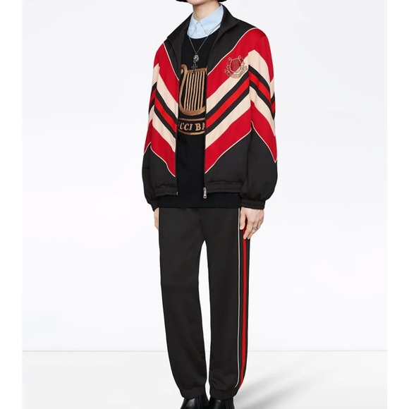 GUCCI chevron-pattern bomber jacket. - Picture 3 of 13